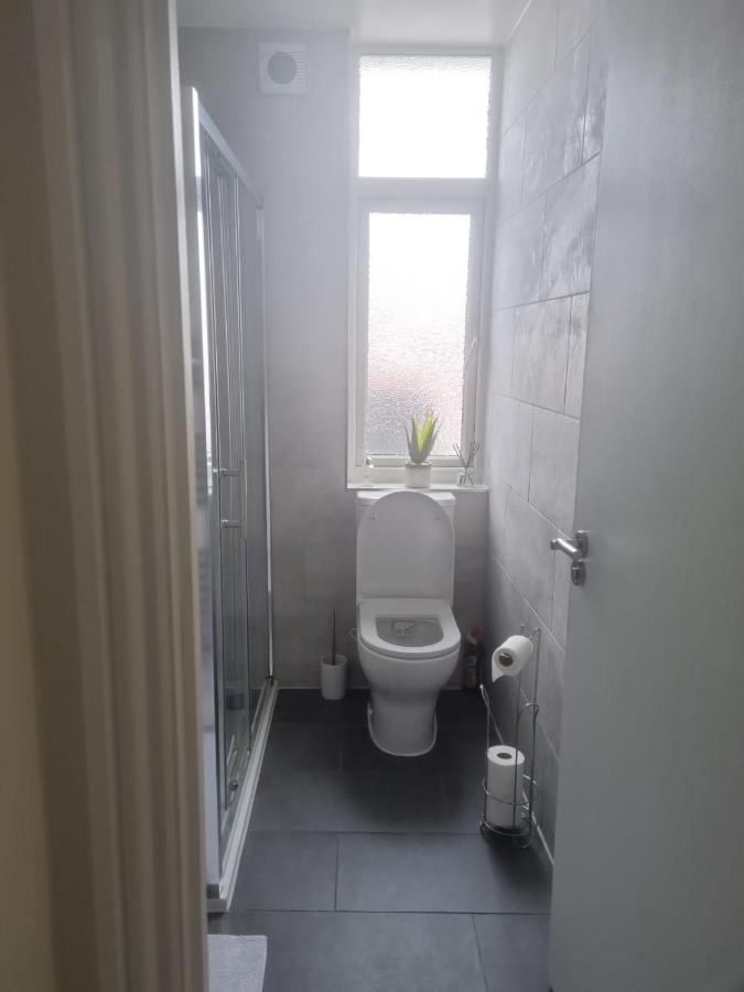 Attractive 2 Bed Apartments Free Wi-Fi And Parking Croydon Exterior foto
