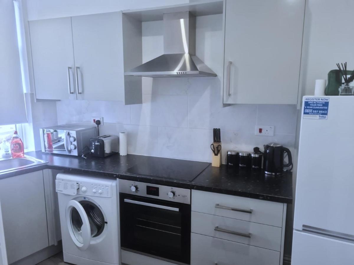 Attractive 2 Bed Apartments Free Wi-Fi And Parking Croydon Exterior foto